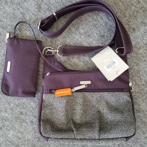 Baggalini purse